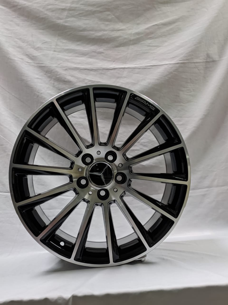 Powcan BK836 8.5x18/5x112 D66.6 ET35 черный купить,NaN