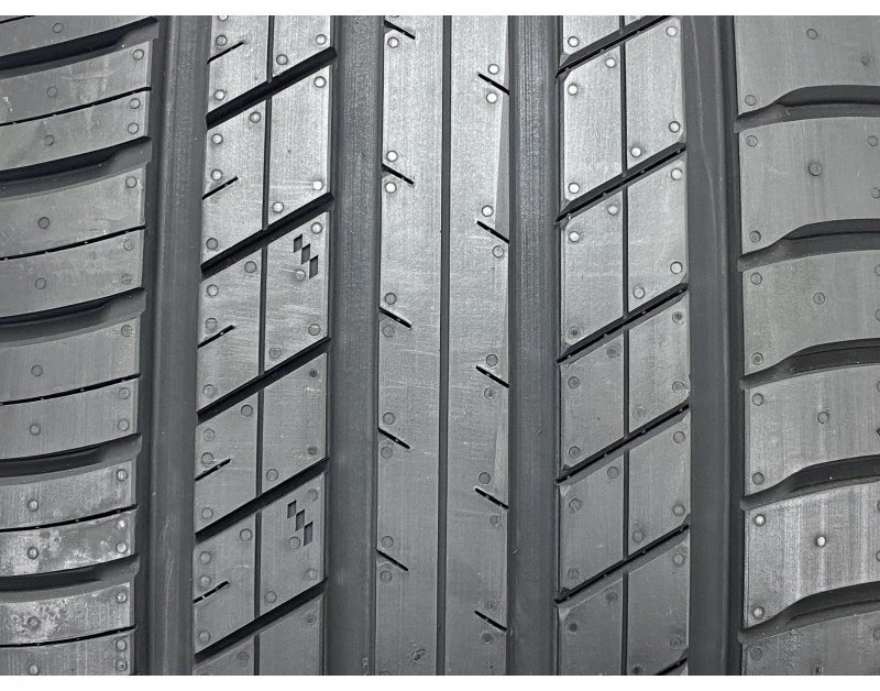 Roadx RX Quest SU01 225/55 R18 102W купить,NaN