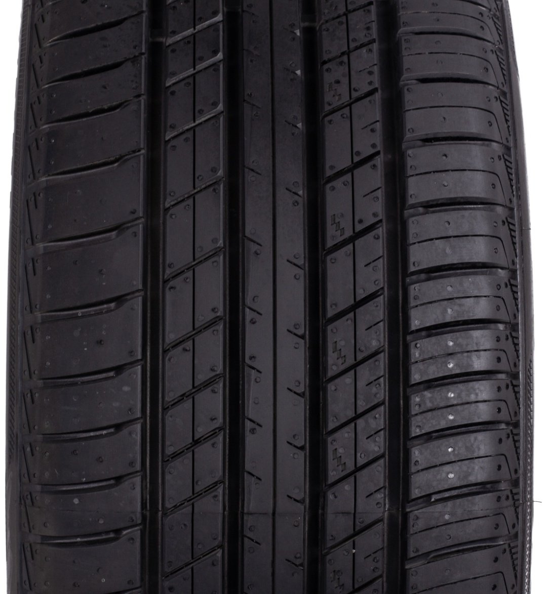 Roadx RX Quest SU01 235/55 R18 104W купить,NaN