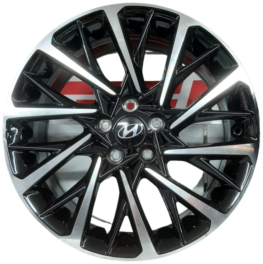 Powcan E652 7.5x18/5x114.3 D67.1 ET45 черный, серебристый купить,NaN