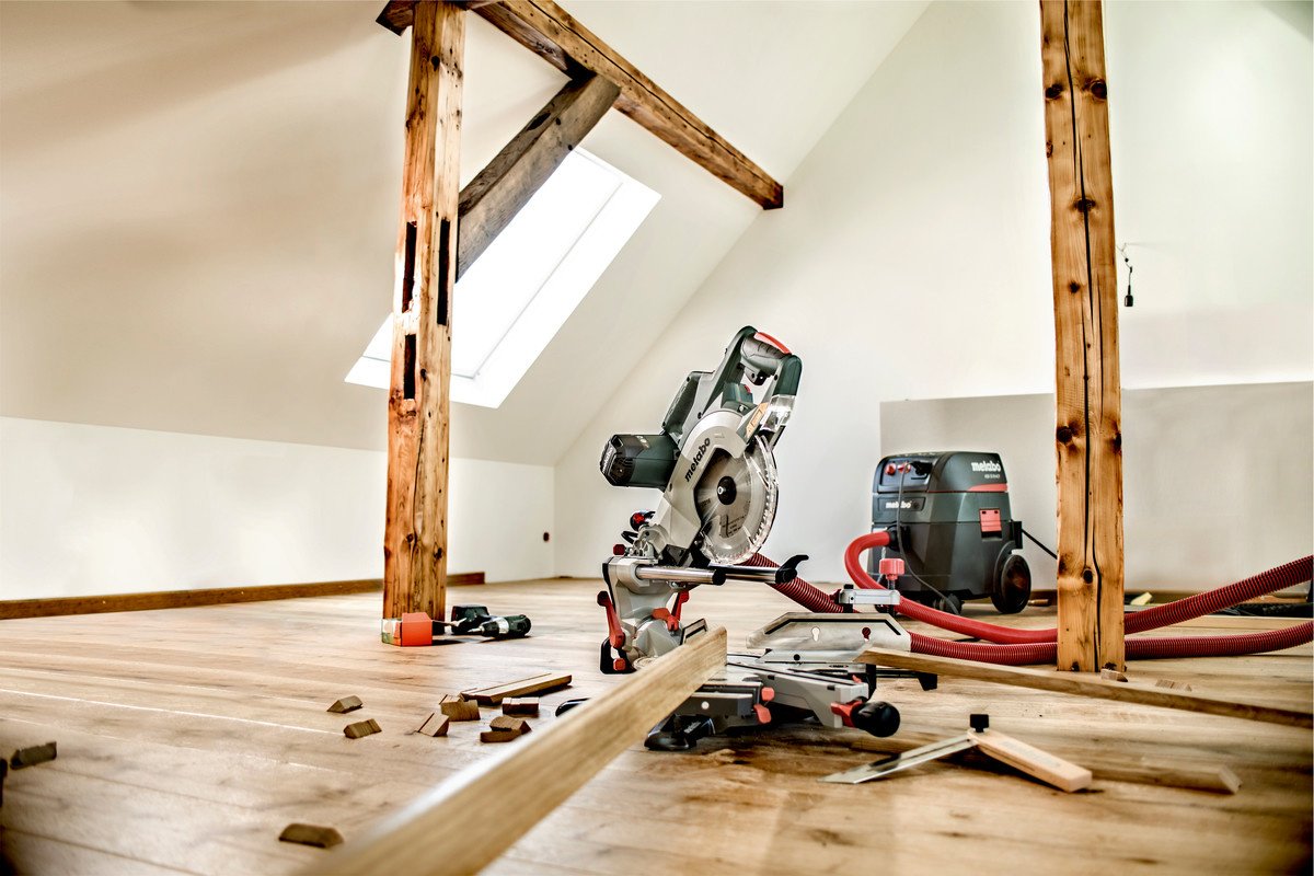 Пила торцовочная Metabo 612216000 купить,NaN