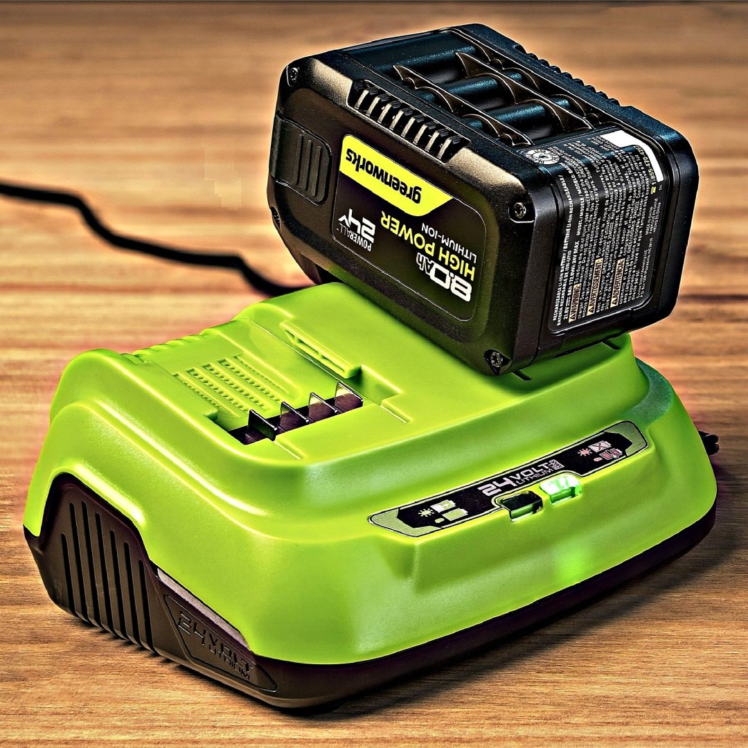 Зарядное устройство Greenworks G24X2C8 2958807 1 шт купить,NaN