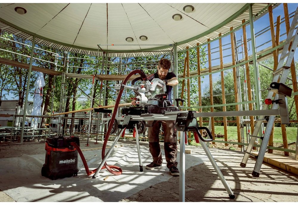 Пила торцовочная Metabo KGS 18 LTX BL 254 (614254850) купить,NaN