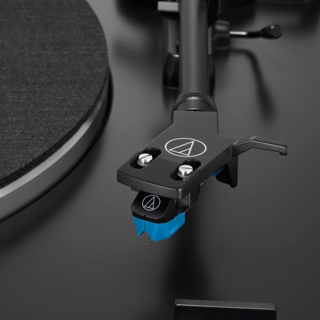Виниловый проигрыватель Audio-Technica AT-LP3XBTBK купить,NaN
