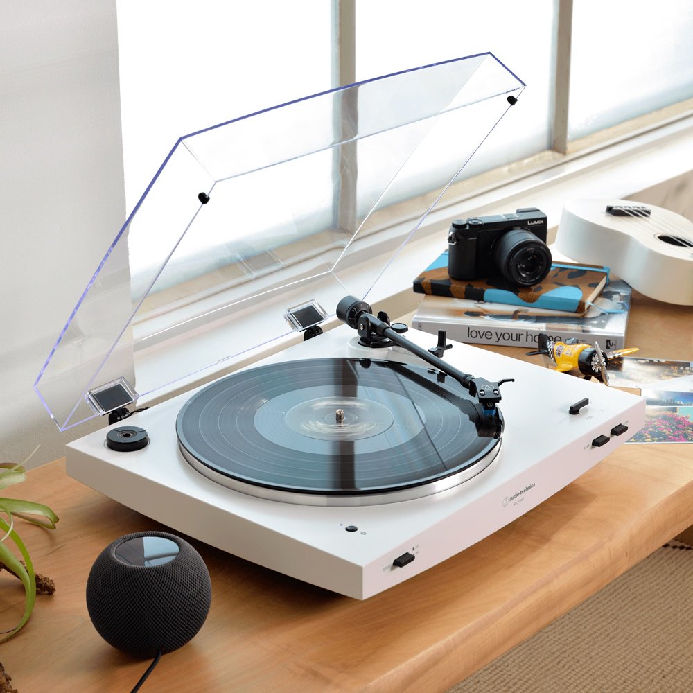 Виниловый проигрыватель Audio-Technica AT-LP3XBTWH купить,NaN