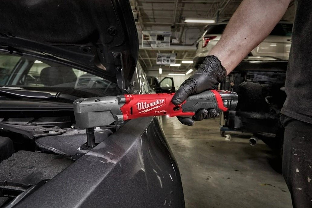Гайковерт Milwaukee M12 FRAIWF38-0 4933471700 купить,NaN