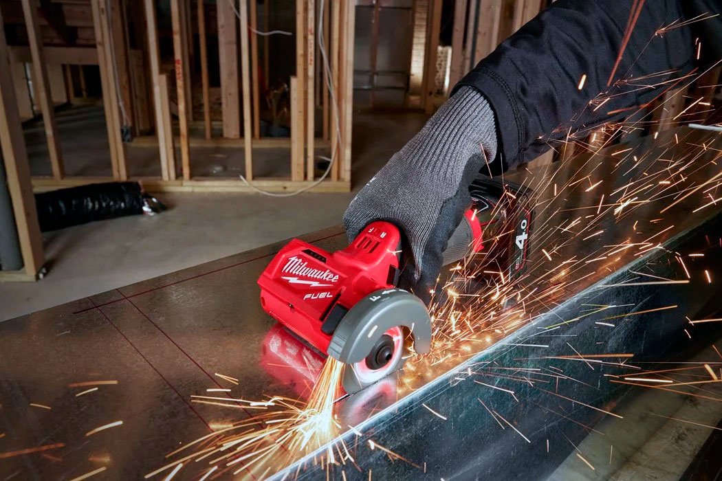 Дисковая пила Milwaukee M12 FCOT-0 4933464618, аккумуляторная купить,NaN