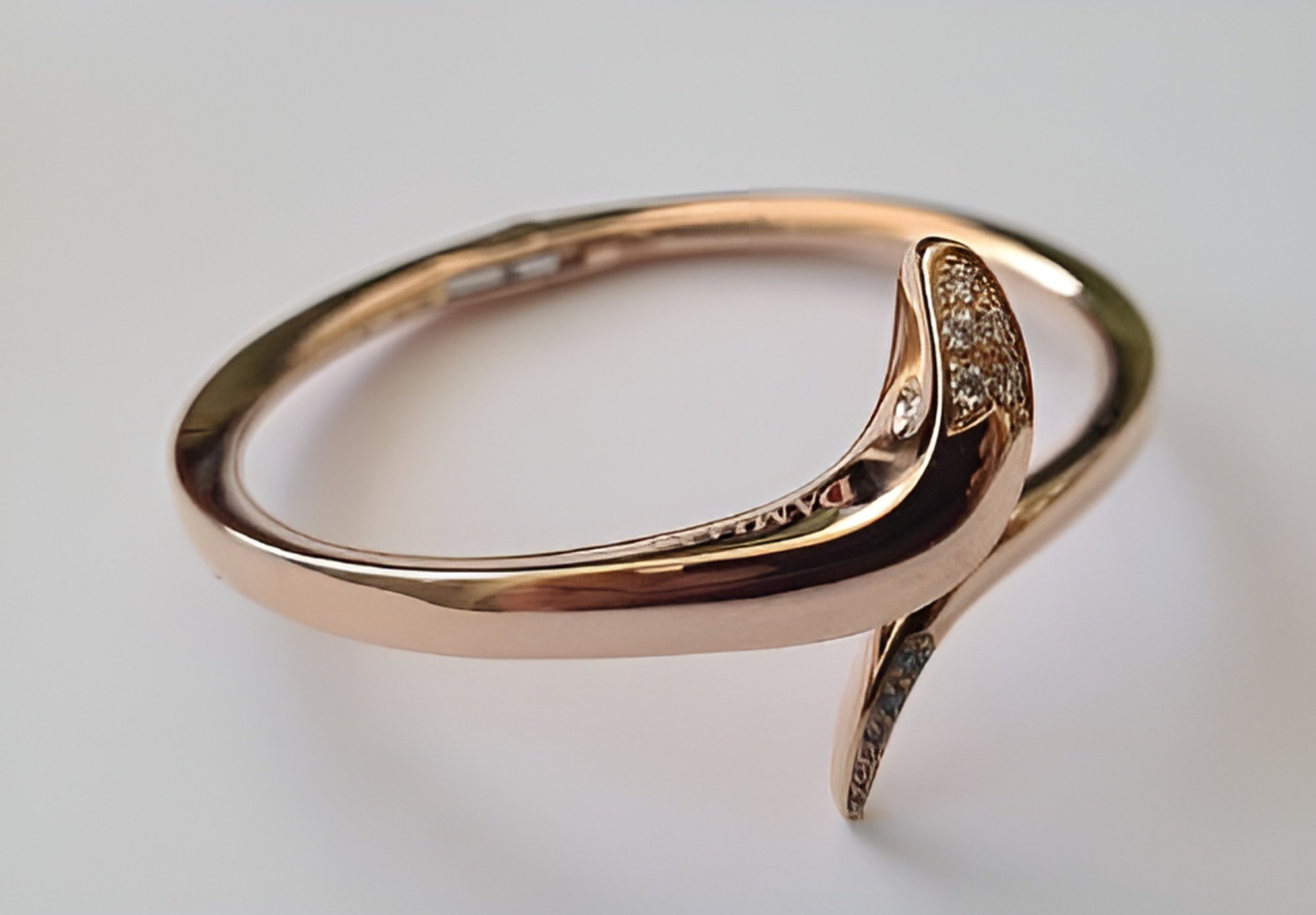  Браслет Damiani 16257 18р 18гр 0,21 крт купить,NaN