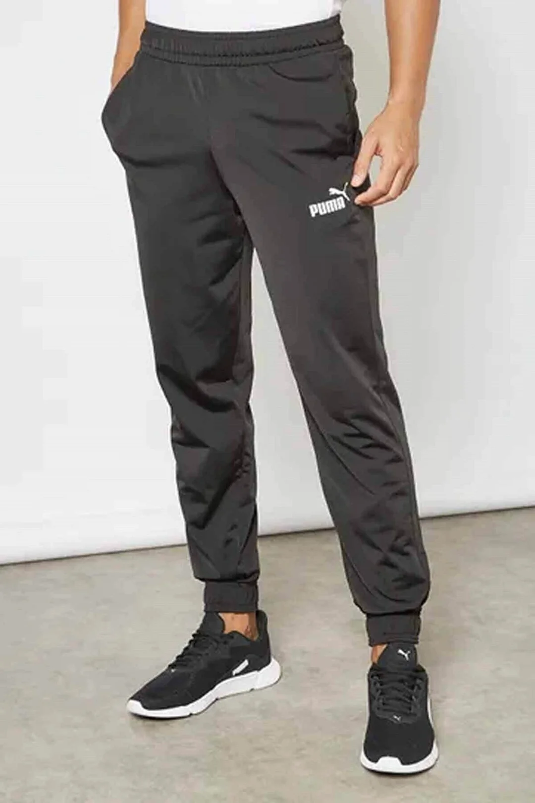 Спортивный костюм Puma 845844-01 черный XXL - ForteMarket Спортивный костюм Puma 845844-01 черный XXL купить,0