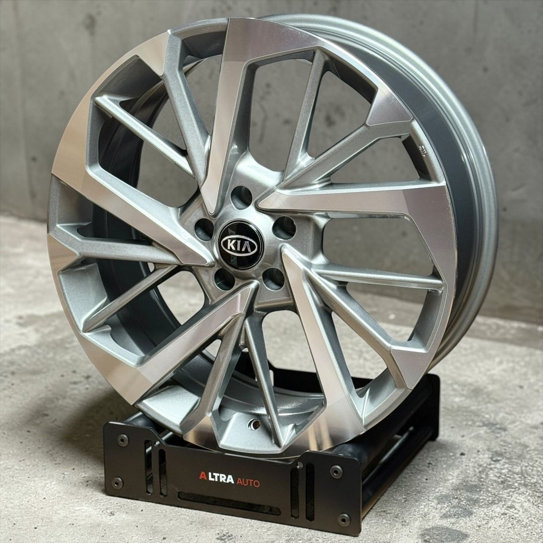 Kipardo 85700 7x17/5x114.3 D67.1 ET46 4 диска серебристый купить,NaN