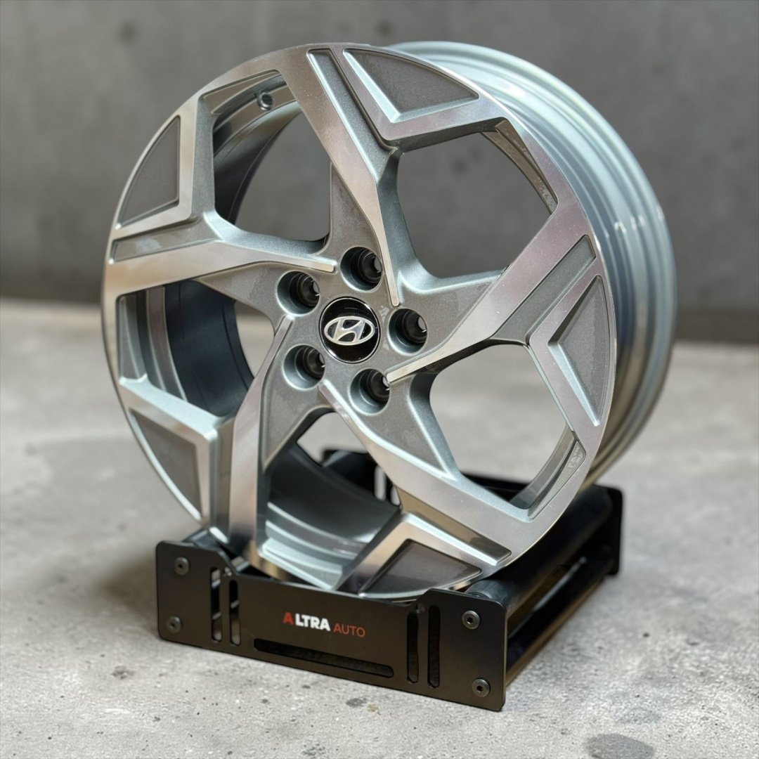 Kipardo 85700 7.5x18/5x114.3 D67.1 ET46 4 диска серебристый, серый купить,NaN