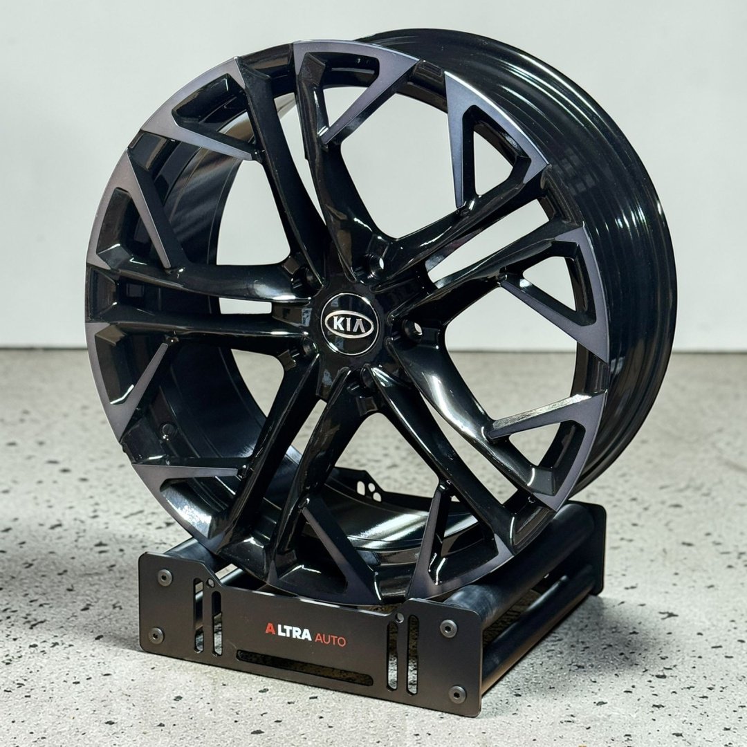 Kipardo 85719 8.5x19/5x114.3 D67.1 ET38 4 диска черный, серый купить,NaN