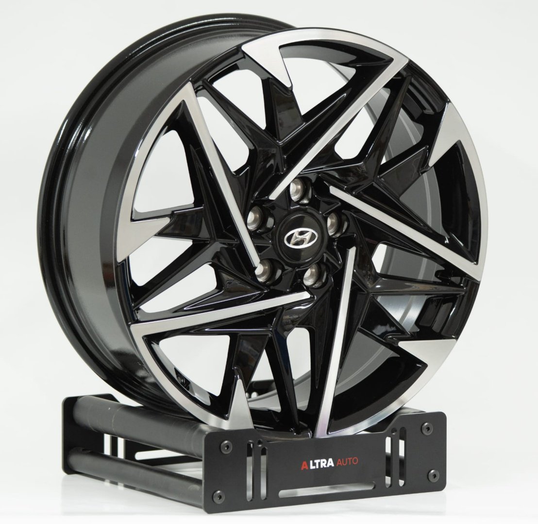 Kipardo H3540F 8x19/5x114.3 D67.1 ET50.5 4 диска серебристый, черный купить,NaN