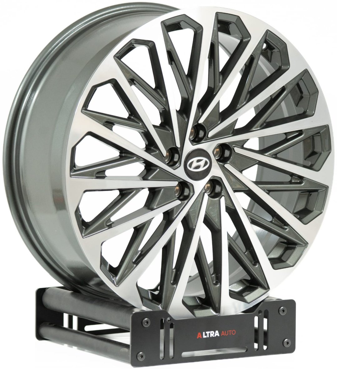 Kipardo H3604F 8.5x21/5x114.3 D67.1 ET54 4 диска графит, серебристый купить,NaN