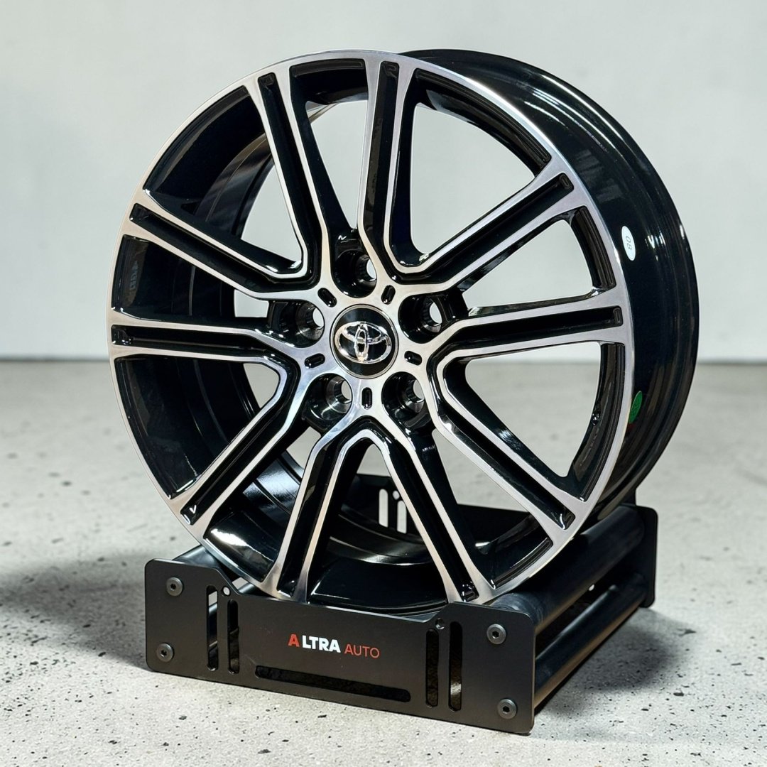 Kipardo 81083 7x17/5x114.3 D60.1 ET40 4 диска черный, серебристый купить,NaN
