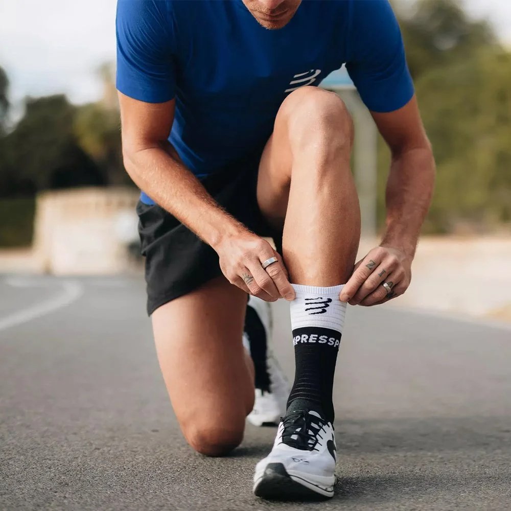 Носки Compressport 1 пара черный, белый T1 (35-38)