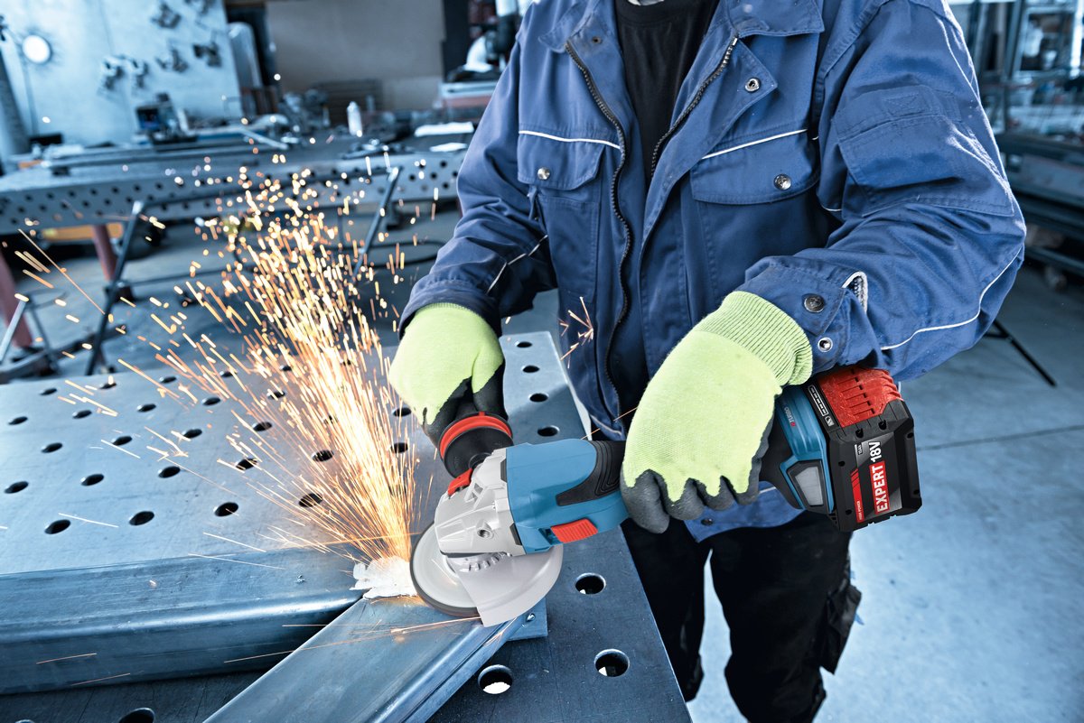Bosch EXPERT аккумулятор высокой мощности EXBA 18V-150, 1600A036ZM Li-Ion 18 В 15 Ач 1 шт купить,182510