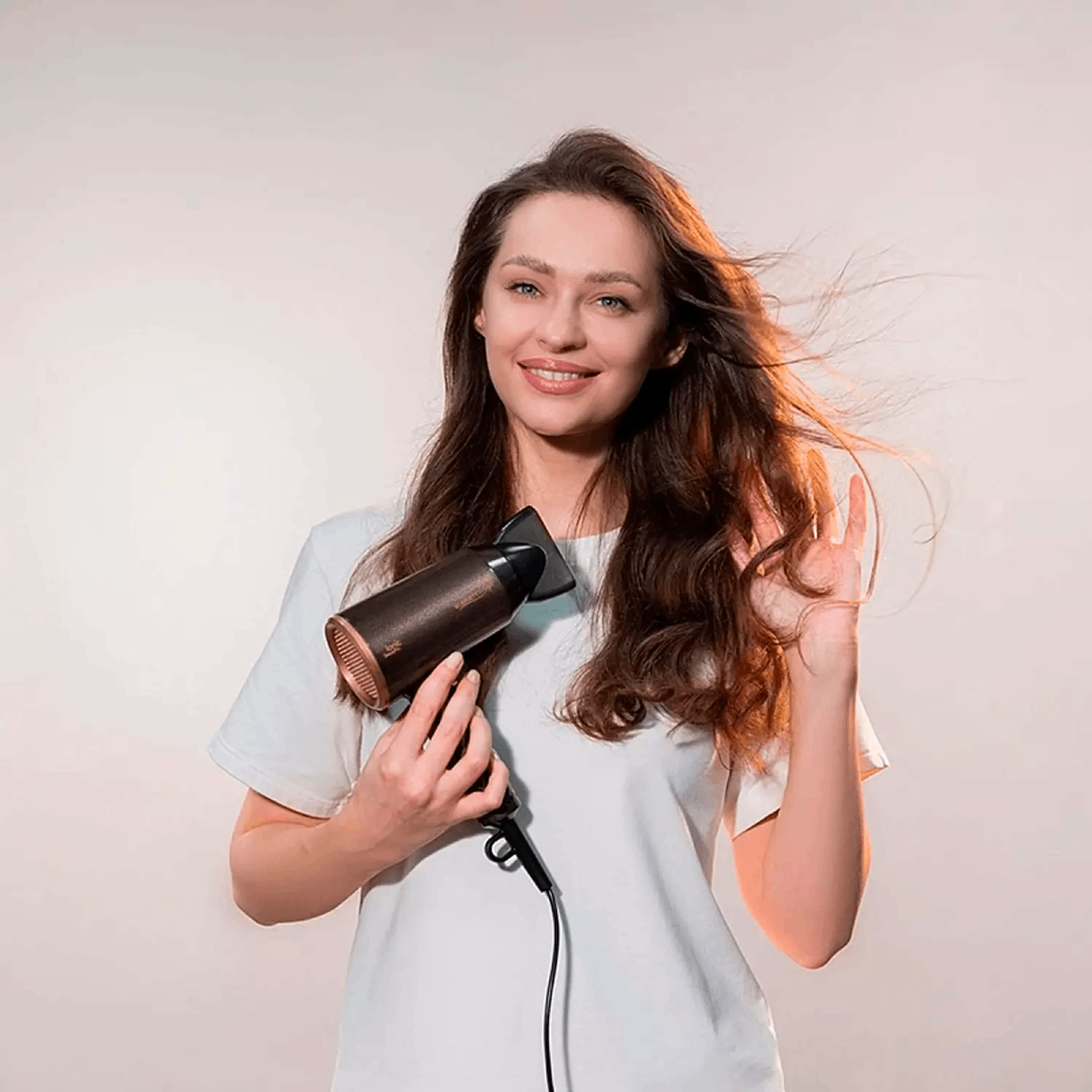 Фен Scarlett SC-HD70I28 Bronzy Mocha
