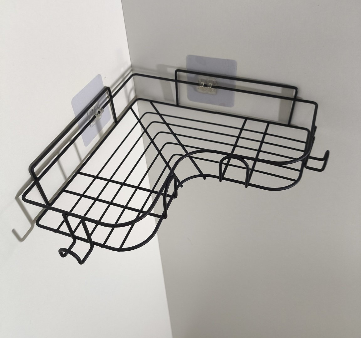 Полка для ванной П24430 с вешалками Sanflor, угловая, черный муар