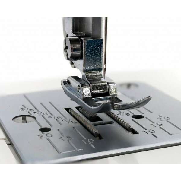 Швейная машина Janome JQ2515S белая  купить,0