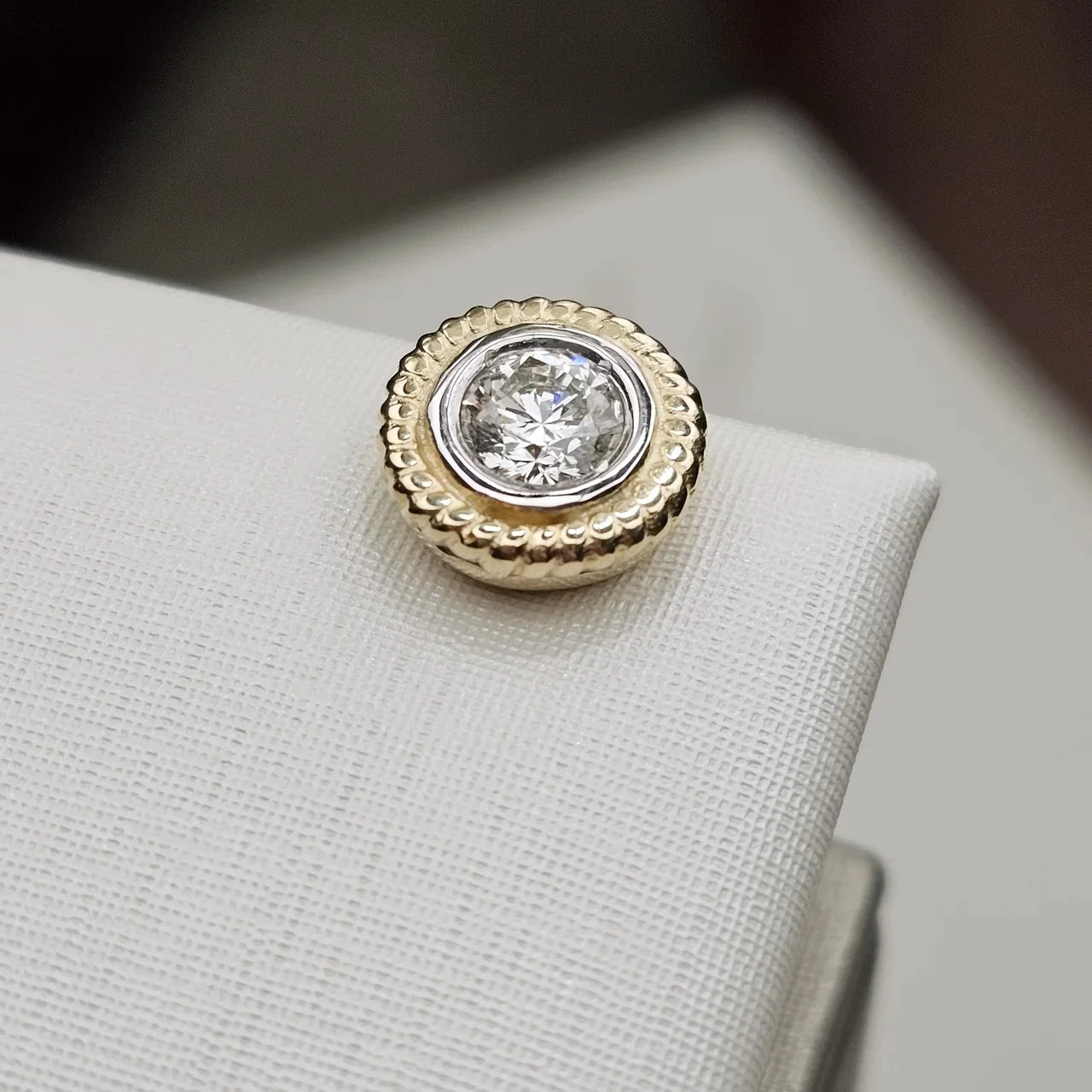 Серьги Deimantas 113848912 0,74ct. купить,NaN