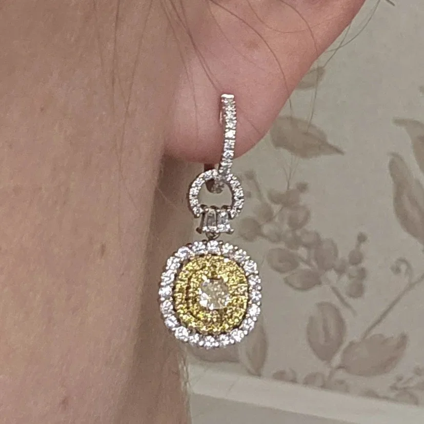 Серьги Deimantas 113848941 0,60ct 0,37ct 1,08ct 0,13ct. купить,NaN