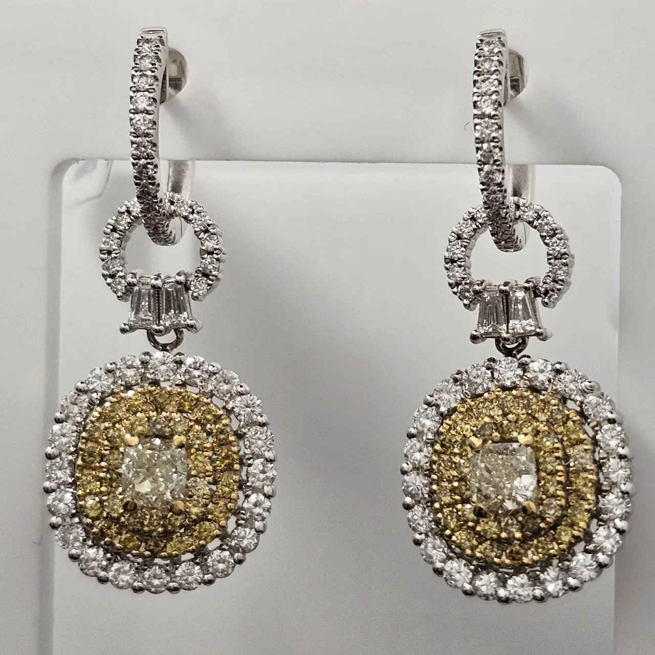 Серьги Deimantas 113848941 0,60ct 0,37ct 1,08ct 0,13ct. купить,NaN