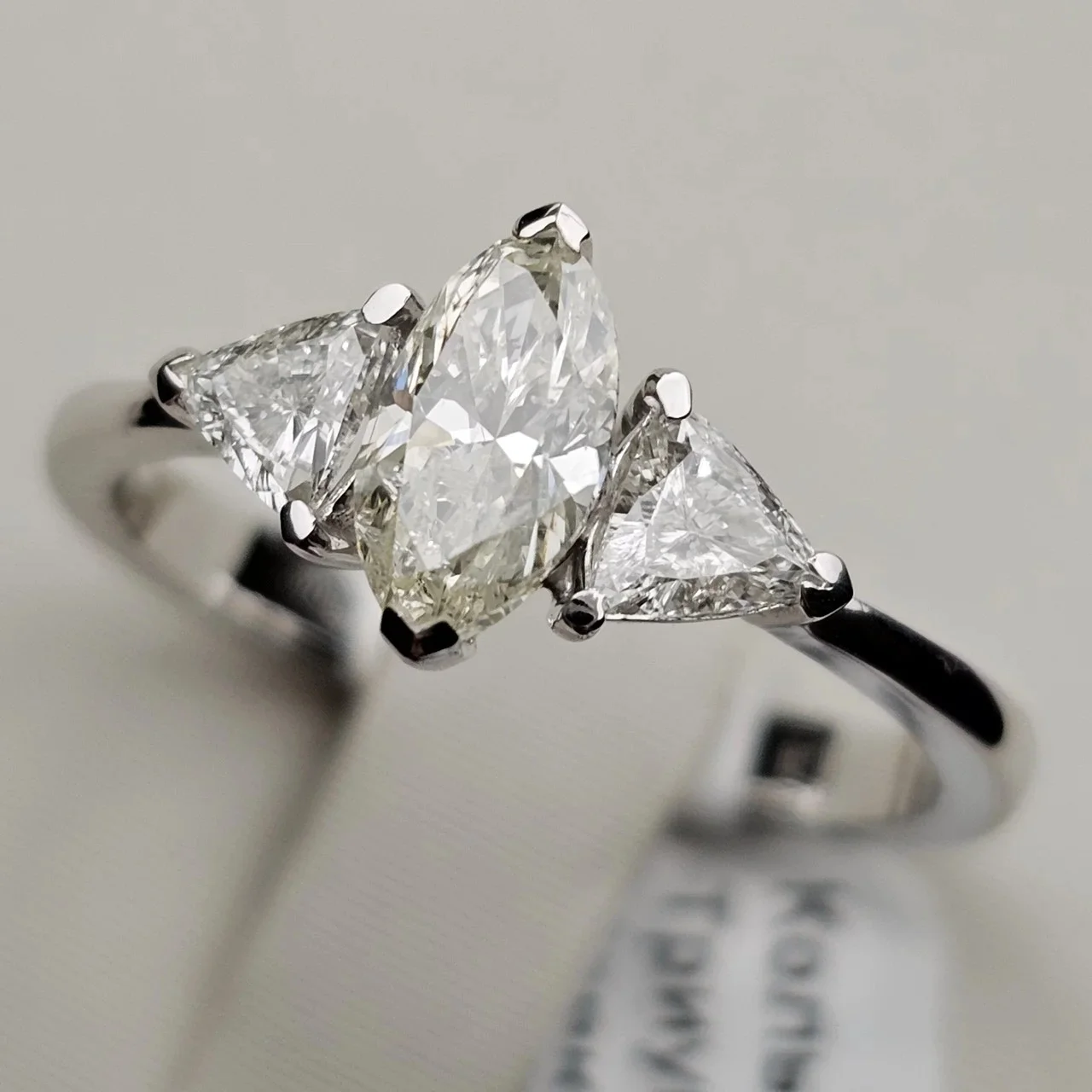 Кольцо Deimantas 113848001 18р 0,70ct 0,40ct. купить,NaN