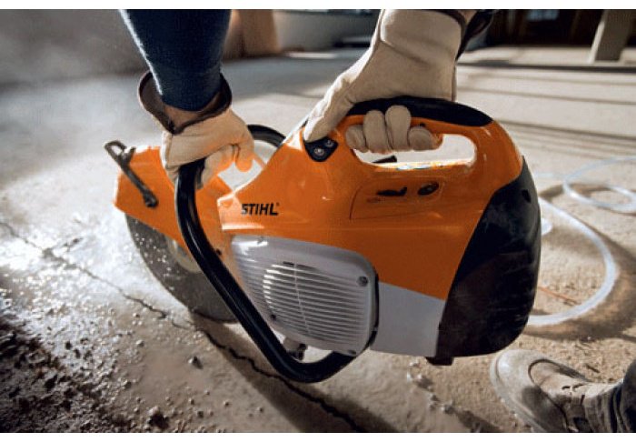 Бензиновый резчик STIHL TS 420