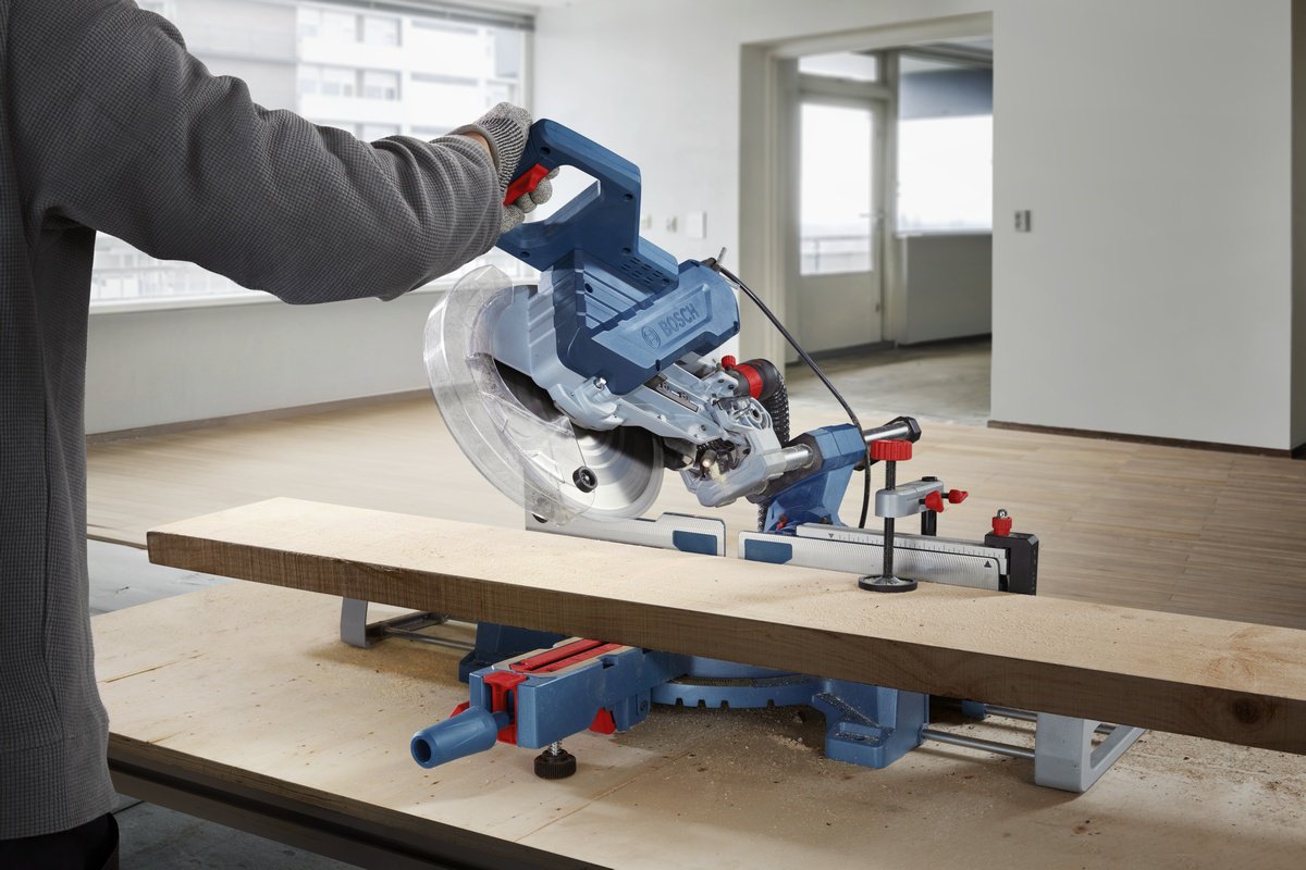 Пила торцовочная Bosch Professional GCM 254D, 0601B53000 купить,249490