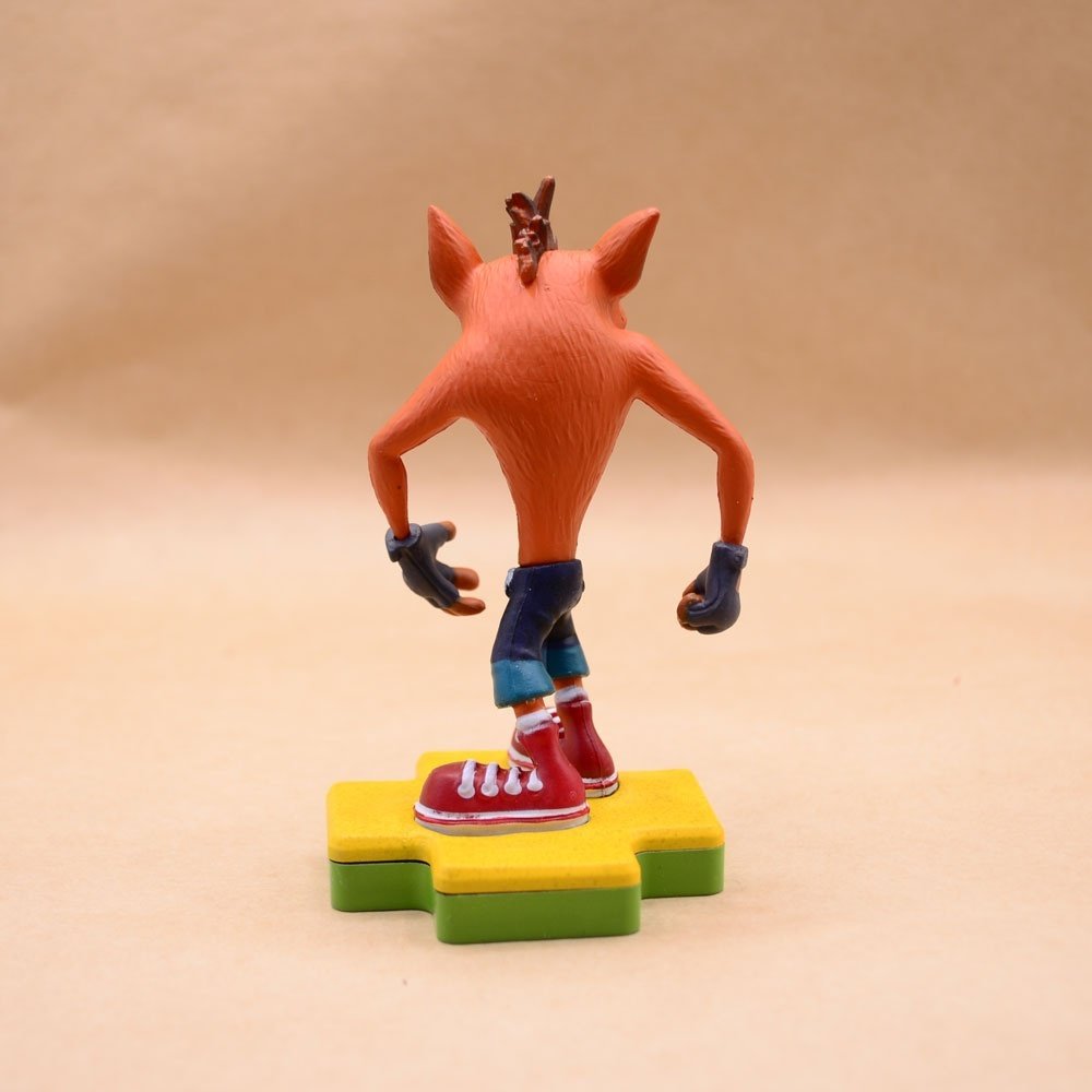 Фигурка Crash Bandicoot, Crash 10 см 1 шт купить,7900