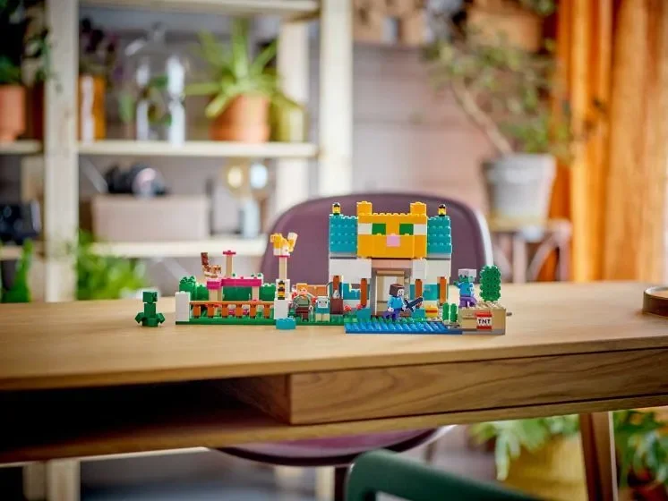 Конструктор Lego Minecraft Коробка для крафта 4.0 21249  купить,NaN