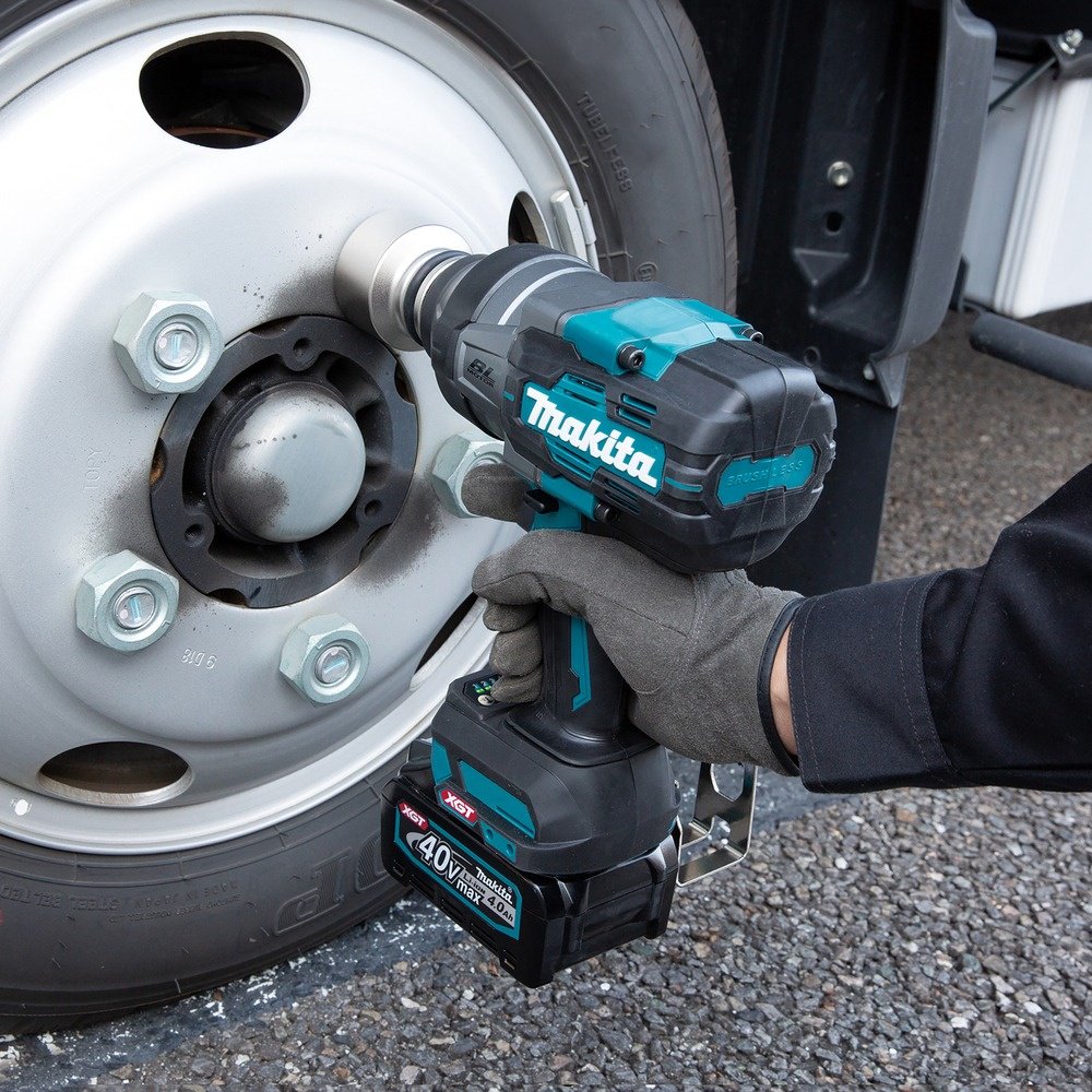 Makita гайковерт TW001GZ(R) 40 В