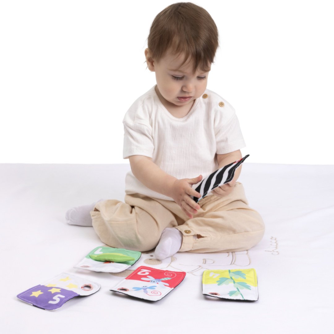 Игрушка-подвеска Chicco Карточки купить,NaN