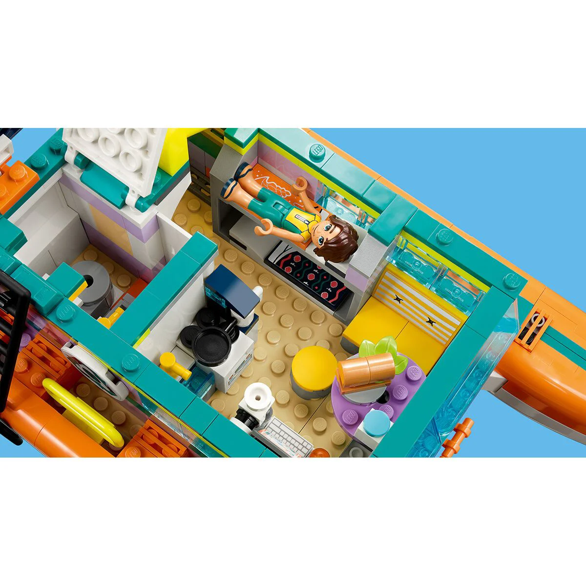 Конструктор LEGO Подружки Морская спасательная лодка 41734 купить,59990