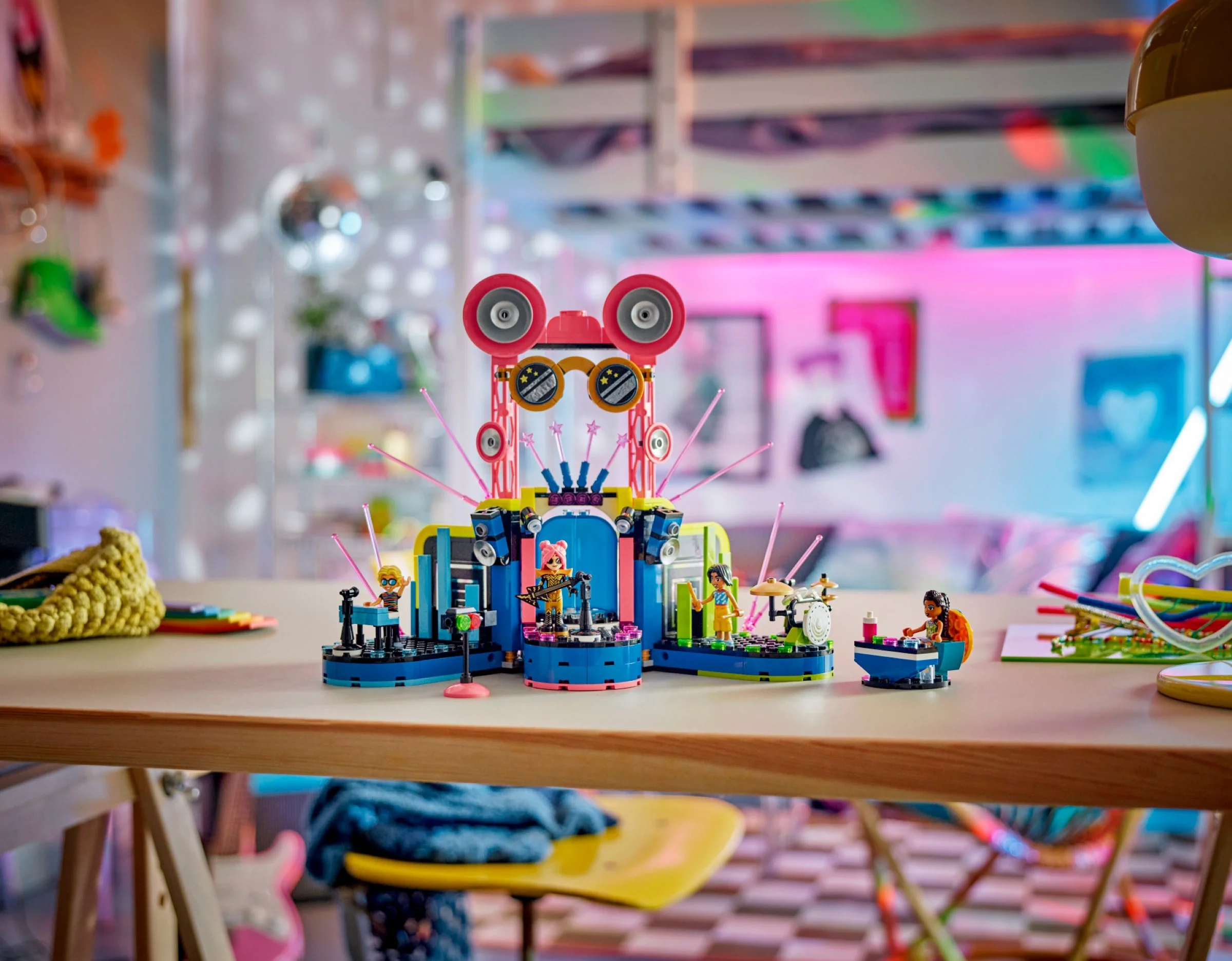 Конструктор LEGO Подружки Музыкальное шоу талантов в Хартлейк-Сити 42616 - ForteMarket Конструктор LEGO Подружки Музыкальное шоу талантов в Хартлейк-Сити 42616 купить,0
