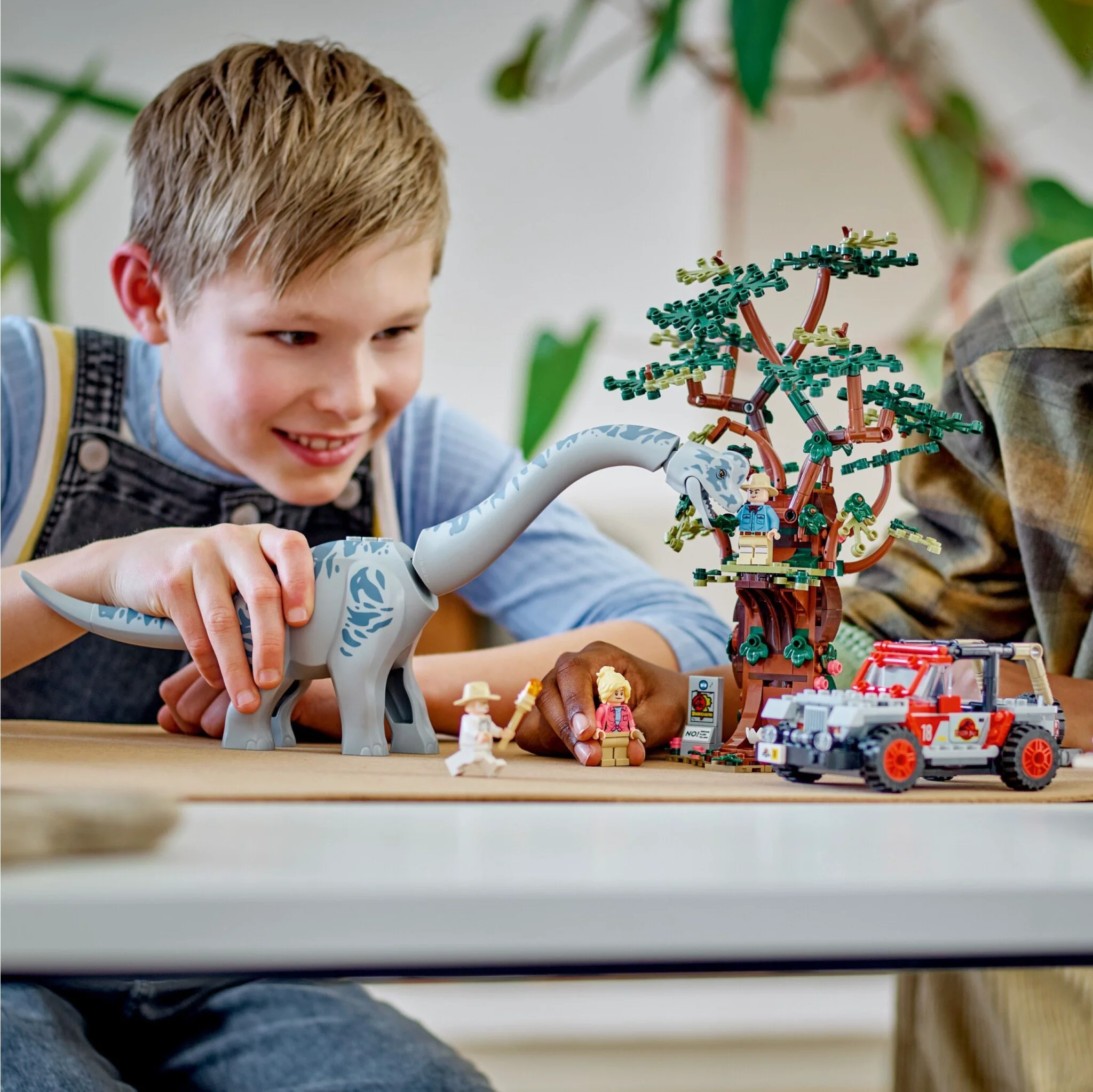 Конструктор LEGO Jurassic World Встреча с Брахиозавром 76960 - ForteMarket Конструктор LEGO Jurassic World Встреча с Брахиозавром 76960 купить,0
