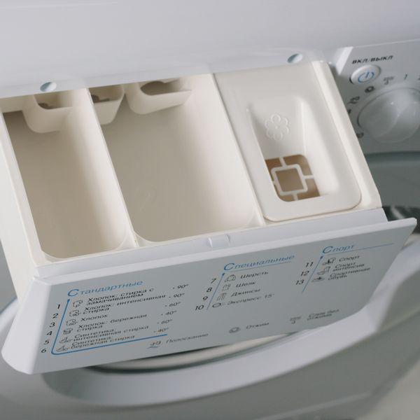 Стиральная машина Indesit IWUD 4105 CIS белая купить,NaN