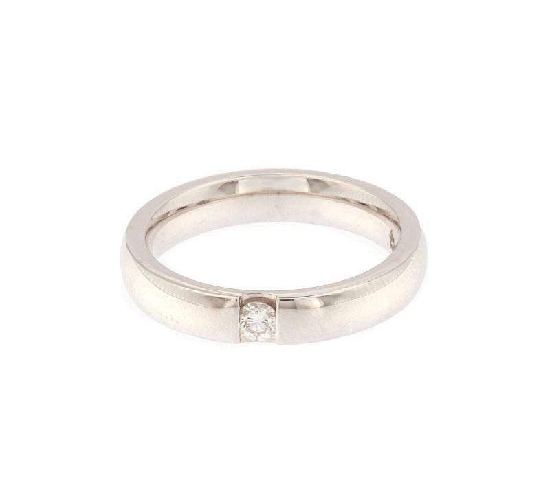 Кольцо Damiani 8450 д 18р 5,7гр 0,07ct. купить,NaN