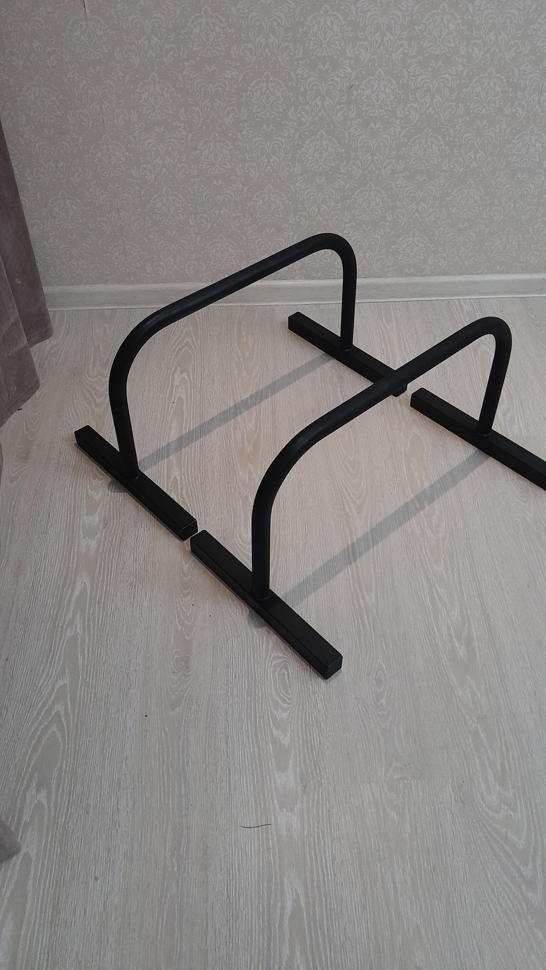 Турник Ab AB0002 черный