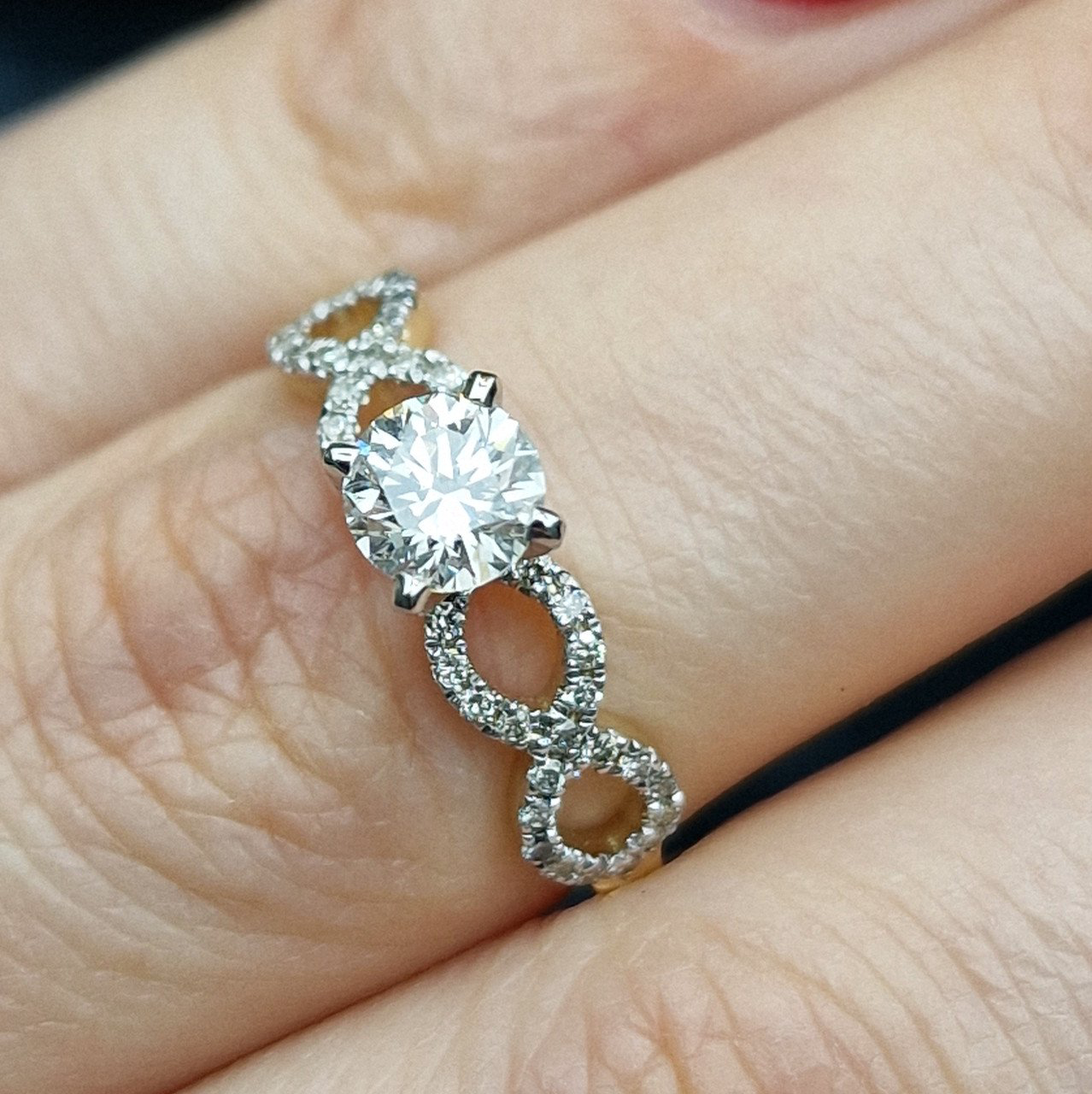Кольцо Deimantas 99241376 16,5р 2,59гр 0,70ct. купить,NaN