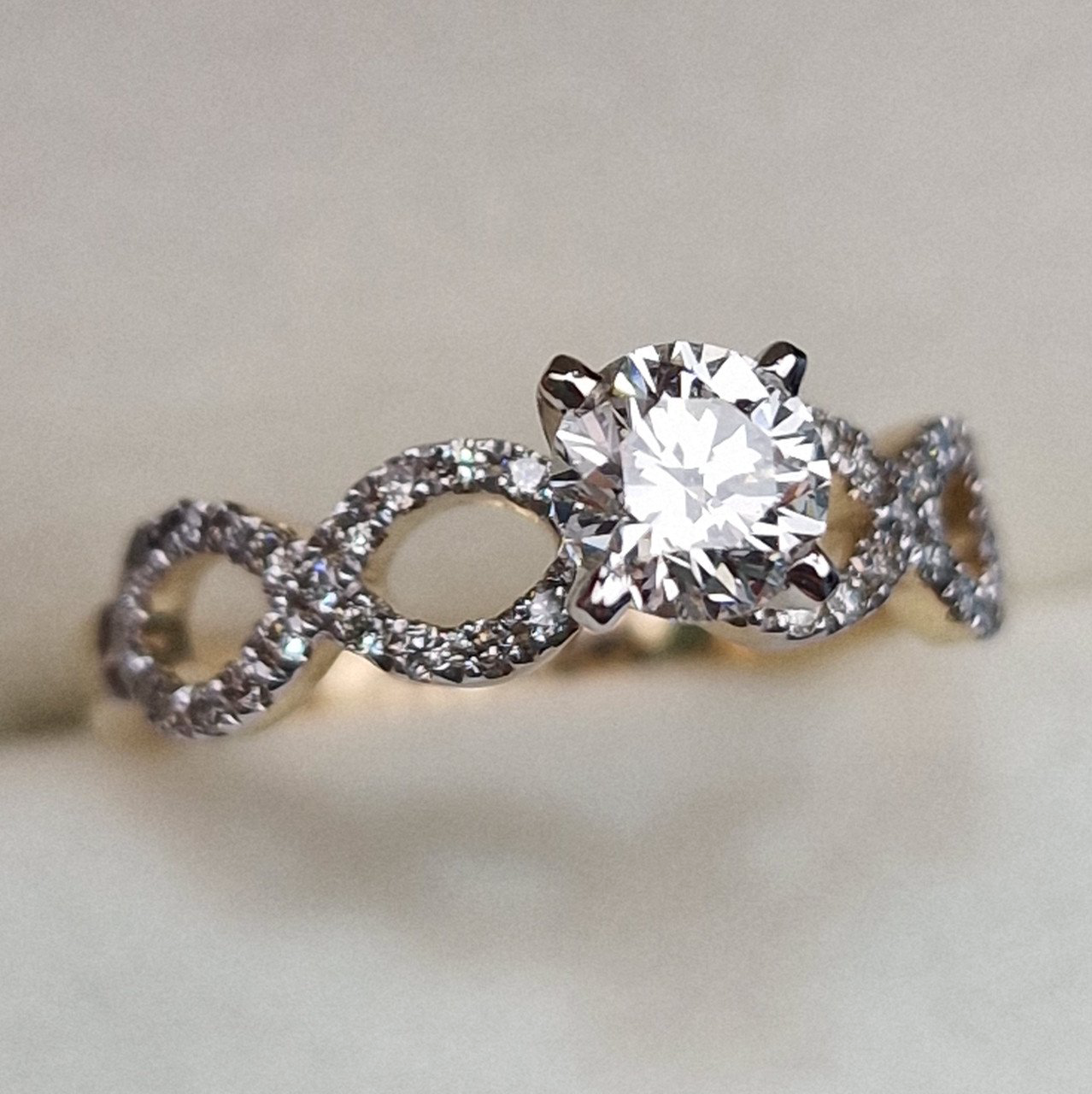 Кольцо Deimantas 99241376 16,5р 2,59гр 0,70ct. купить,NaN