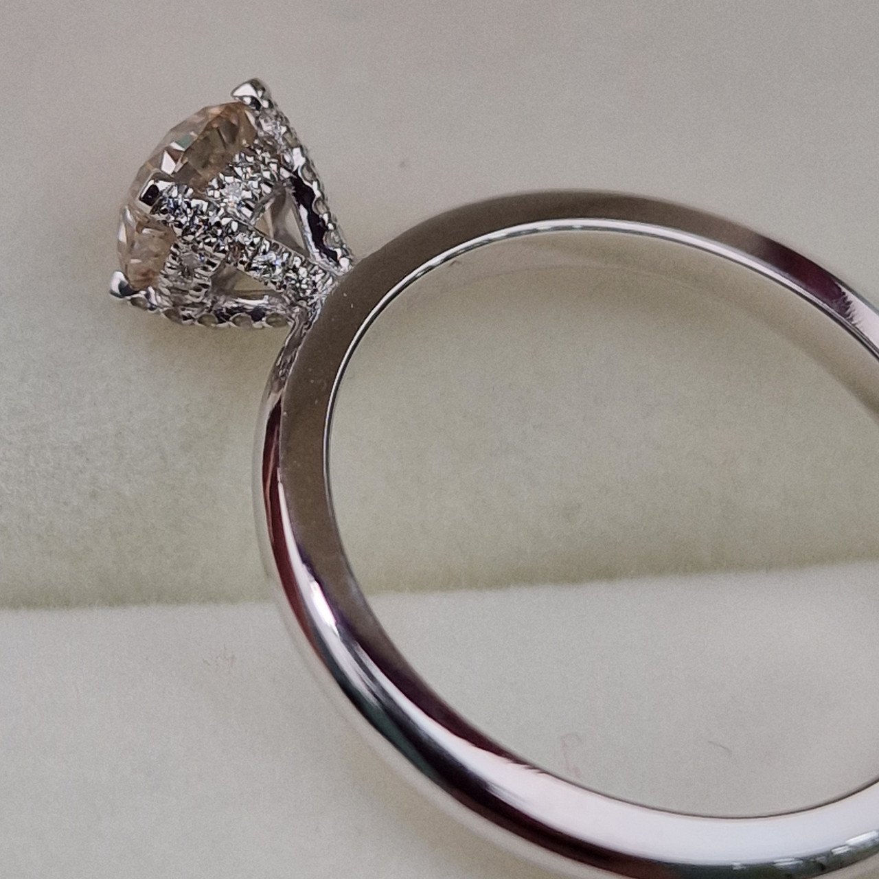 Кольцо Deimantas 99241401 16р 2,44гр 0,71ct. купить,NaN