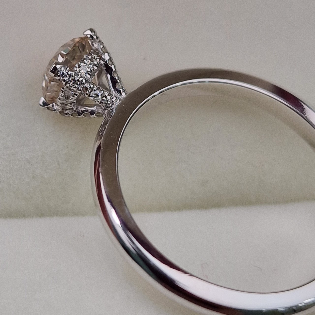 Кольцо Deimantas 99241401 16р 2,44гр 0,71ct. купить,NaN