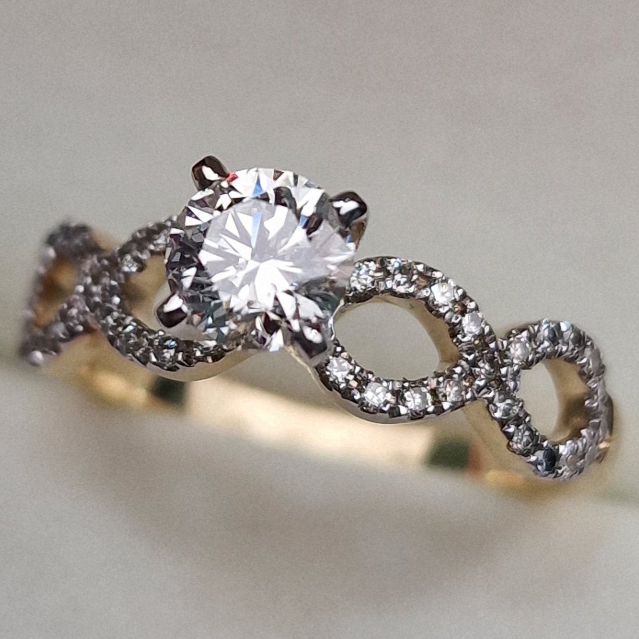 Кольцо Deimantas 99241376 16,5р 2,59гр 0,70ct. купить,NaN