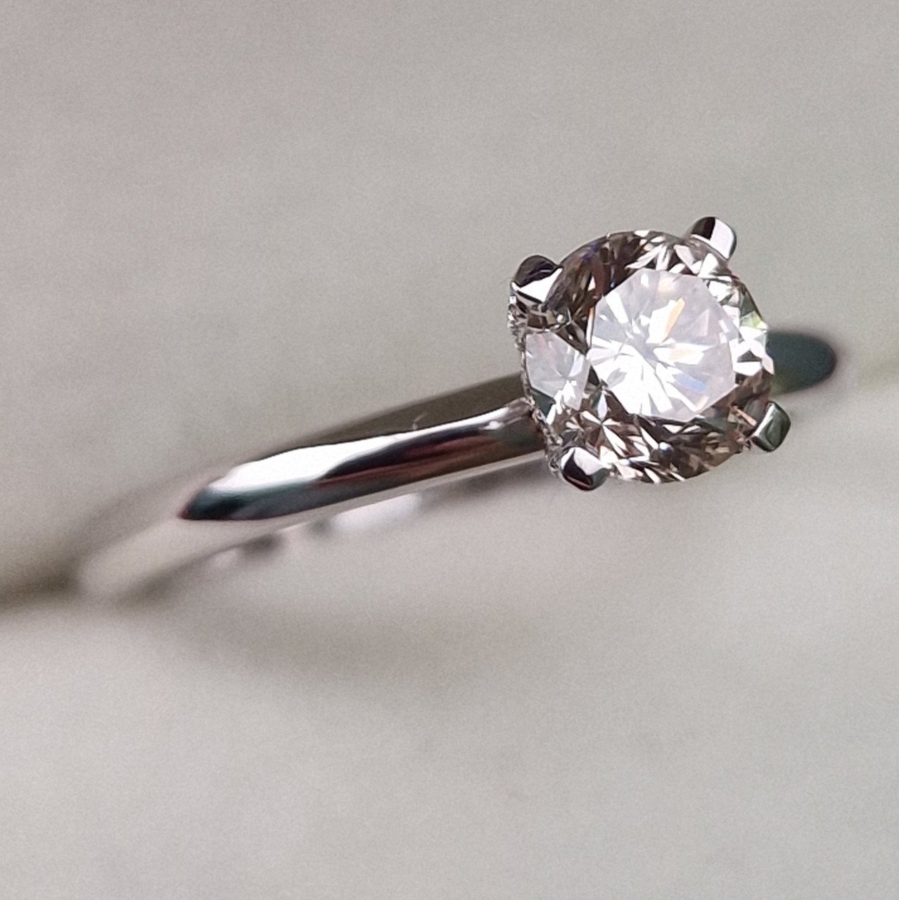 Кольцо Deimantas 99241401 16р 2,44гр 0,71ct. купить,NaN
