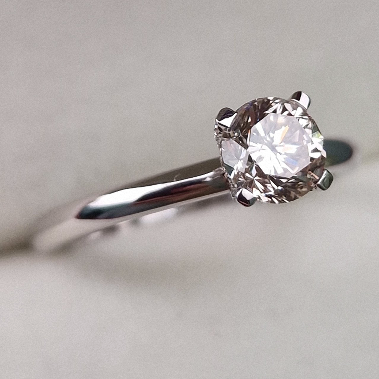 Кольцо Deimantas 99241401 16р 2,44гр 0,71ct. купить,NaN