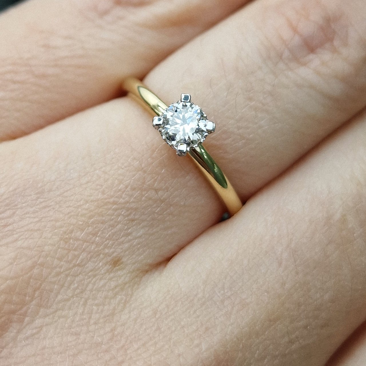 Кольцо Deimantas 99251193 17,5р 2,61гр 0,41ct. купить,NaN