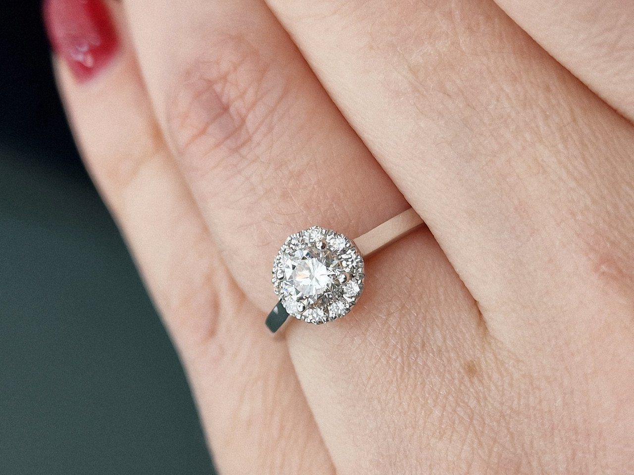 Кольцо Deimantas 99251433 16,5р 2,61гр 0,71ct. купить,NaN