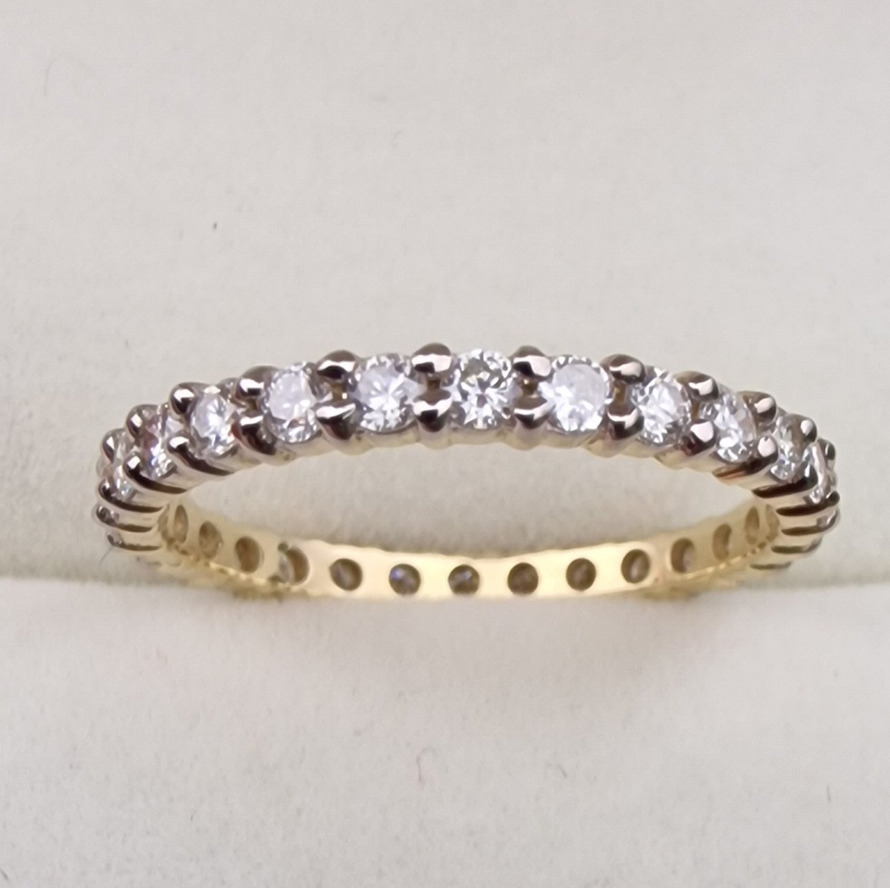 Кольцо Deimantas 99251532 16,5р 1,35гр 0,76ct. купить,NaN